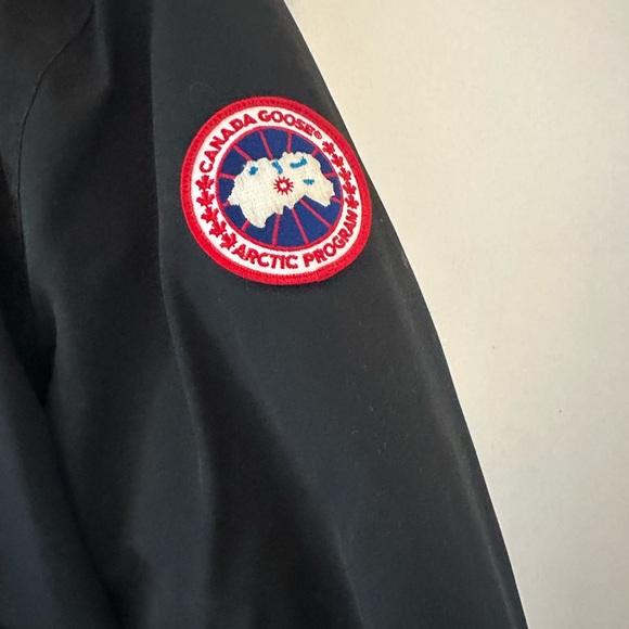 Canada Goose Black Women's Parka with Fur Hood - Picture 2 of 4